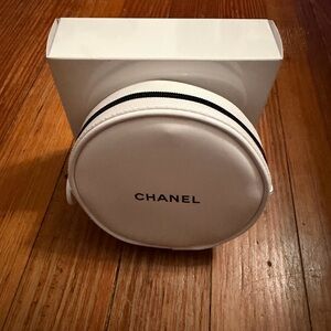 New CHANEL Coco white circular pouch
